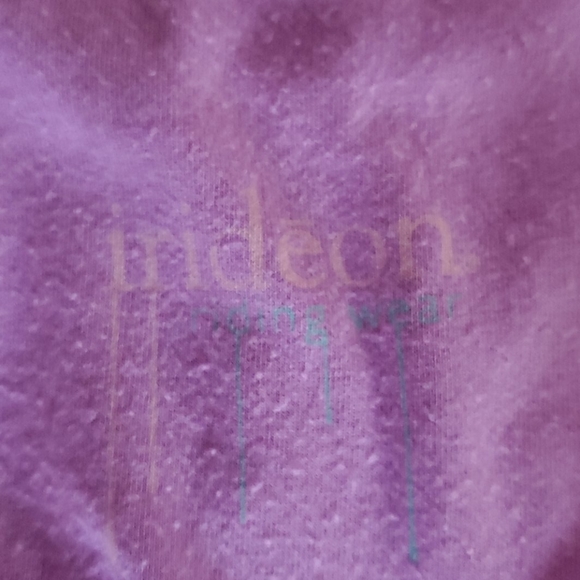 RELISTED Irideon cap sleeve horse graphic - Picture 4 of 4